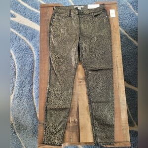 NWT Cato Shiny Leopard Print Sk8nny Jeans, Women's Size 8